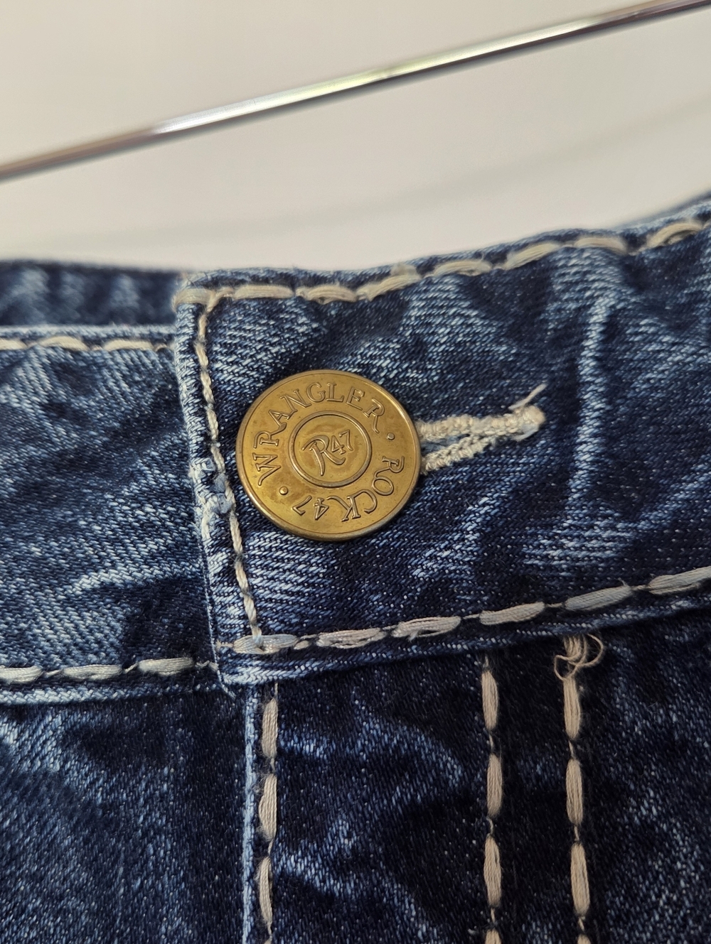 Rock 47 by Wrangler Relaxed Boot Jeans - Picture 6 of 16